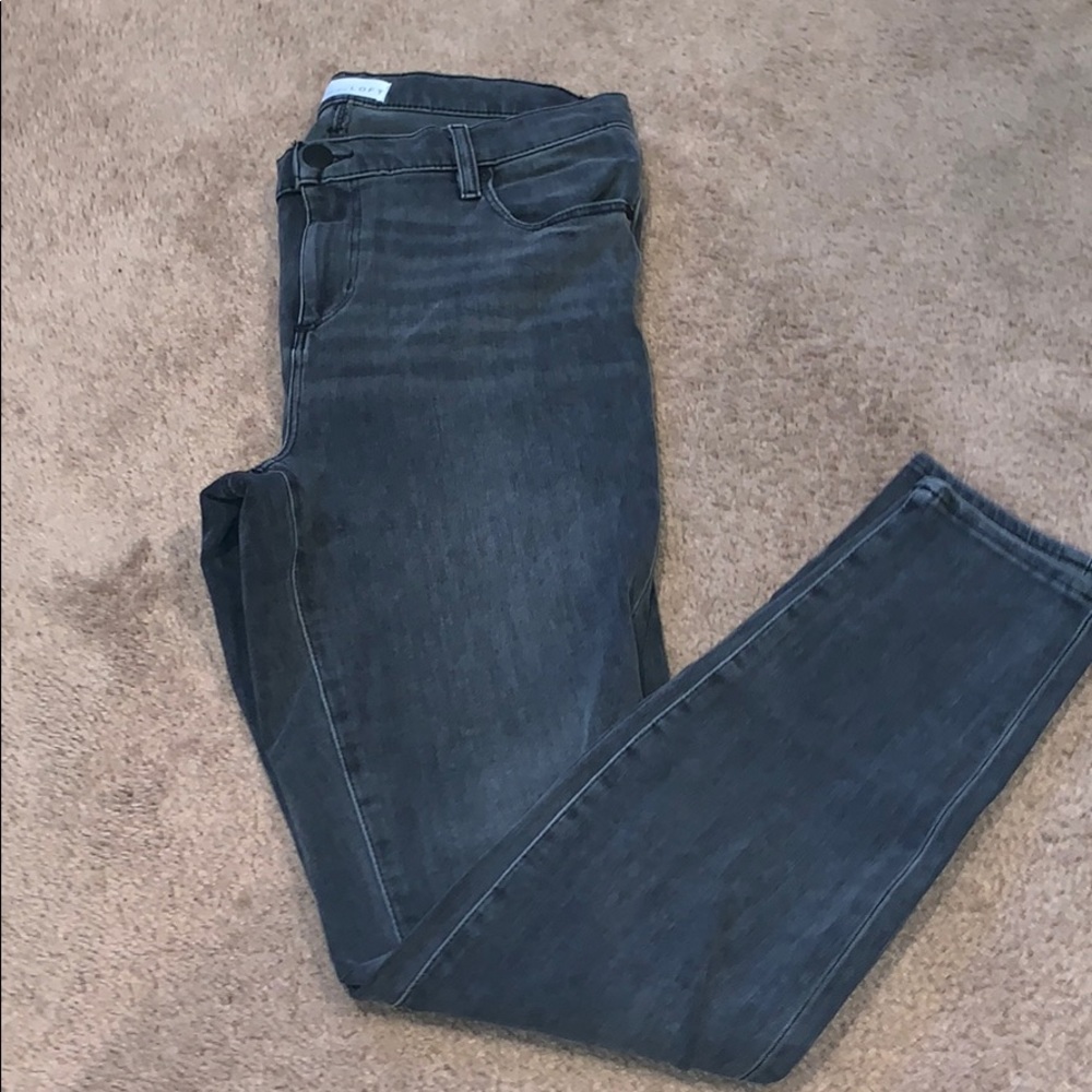 Grey jeans